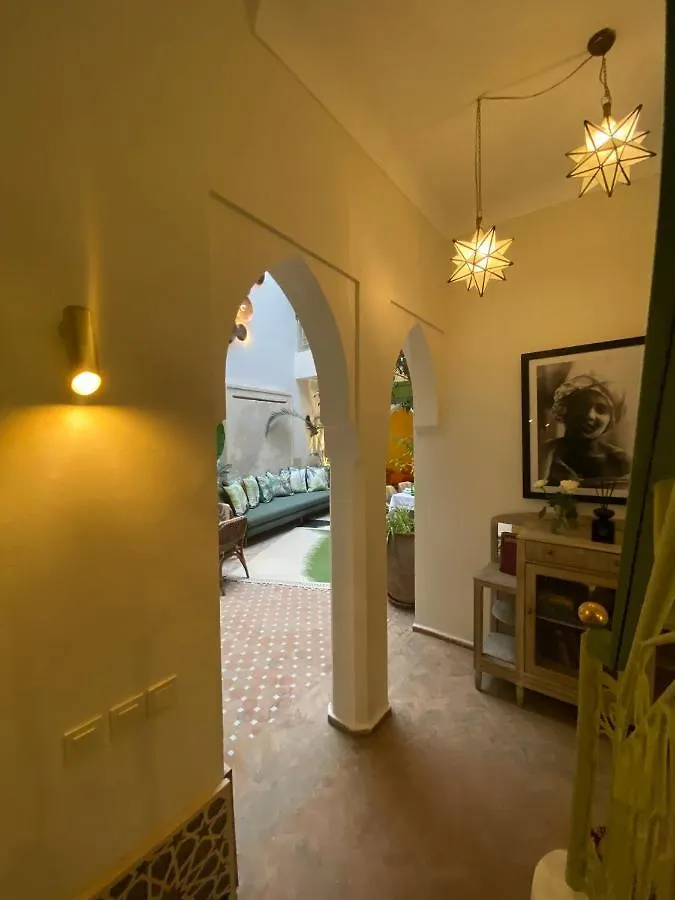 Bed & Breakfast Riad Dar Adal Exclusivite 2 A 6 Personnes Petit Dejeuner Compris Place Jemaa El Fna Marrakesh